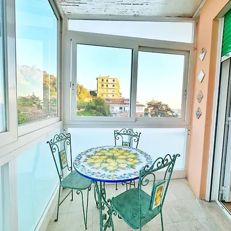 公寓 Penthouse Vista Mare - Portosole 圣雷默