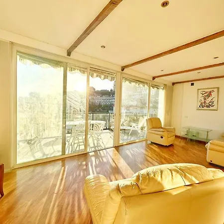 Penthouse Vista Mare - Portosole شقة سانريمو