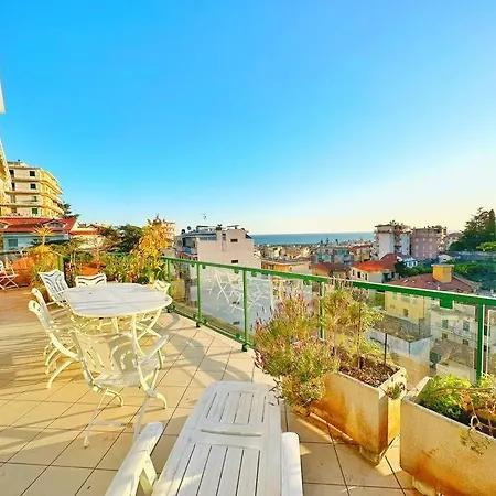 شقة Penthouse Vista Mare - Portosole سانريمو